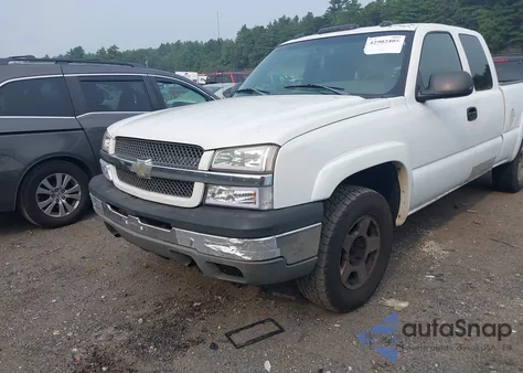 2005 Chevrolet Silverado K1500 из США, поврежденный, VIN 2GCEK19B351261239